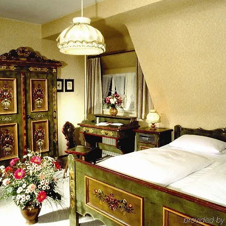ريتشز-كوشنميستر 4* روتنبورغ أوب در تاوبر